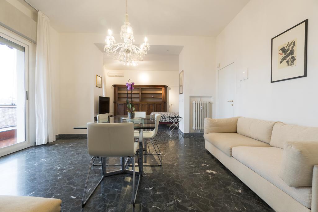 Residence Railway By Studio Vita Bolonia Zewnętrze zdjęcie