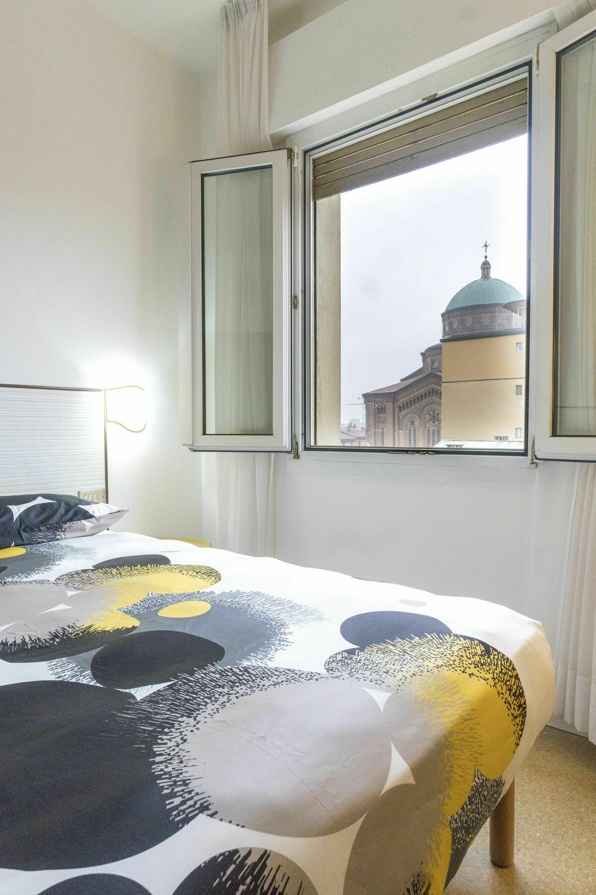 Residence Railway By Studio Vita Bolonia Zewnętrze zdjęcie