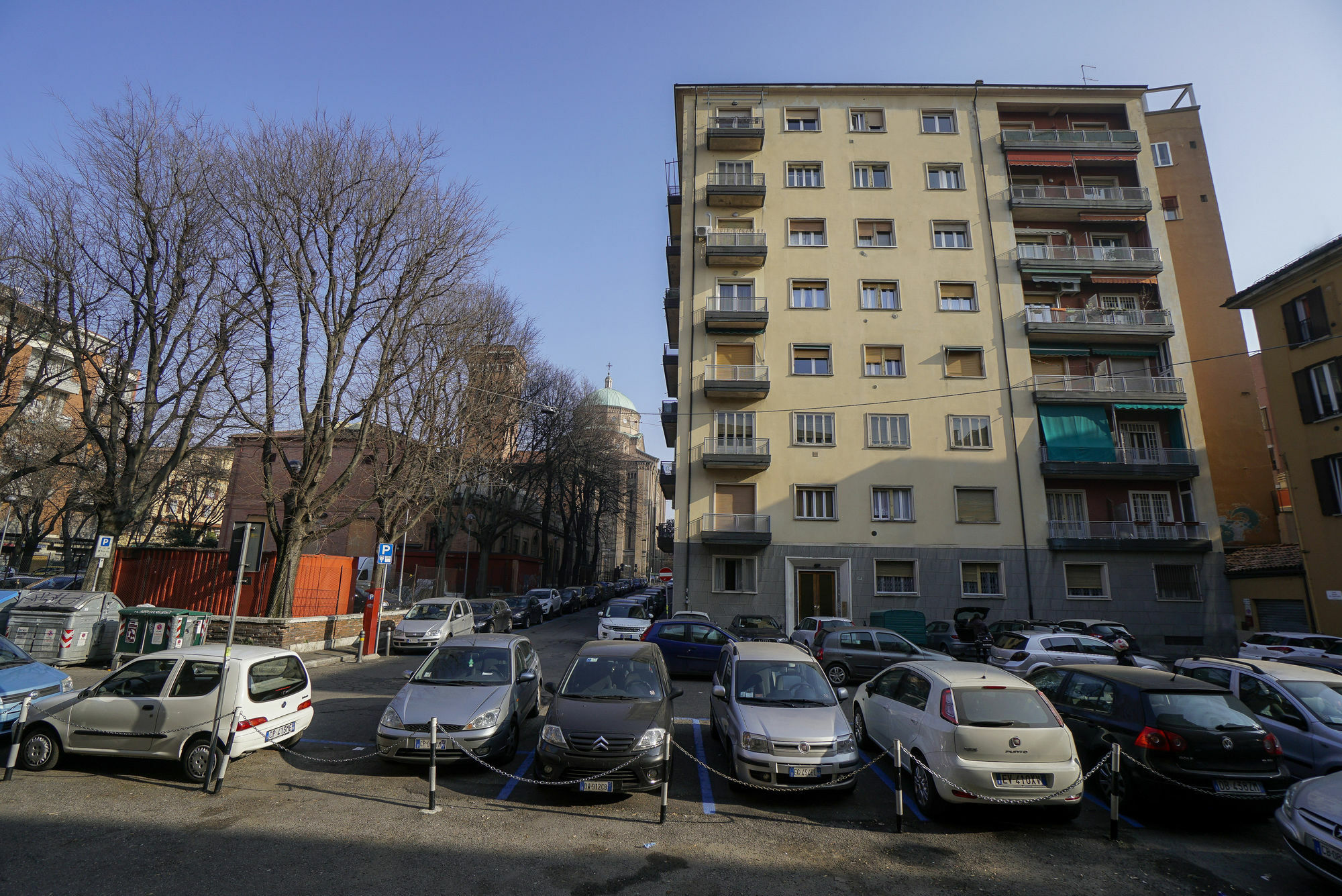 Residence Railway By Studio Vita Bolonia Zewnętrze zdjęcie